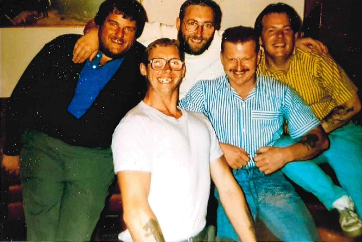 A picture of Ron Fretwell, who passed away after a mesothelioma diagnosis aged 60, with old colleagues