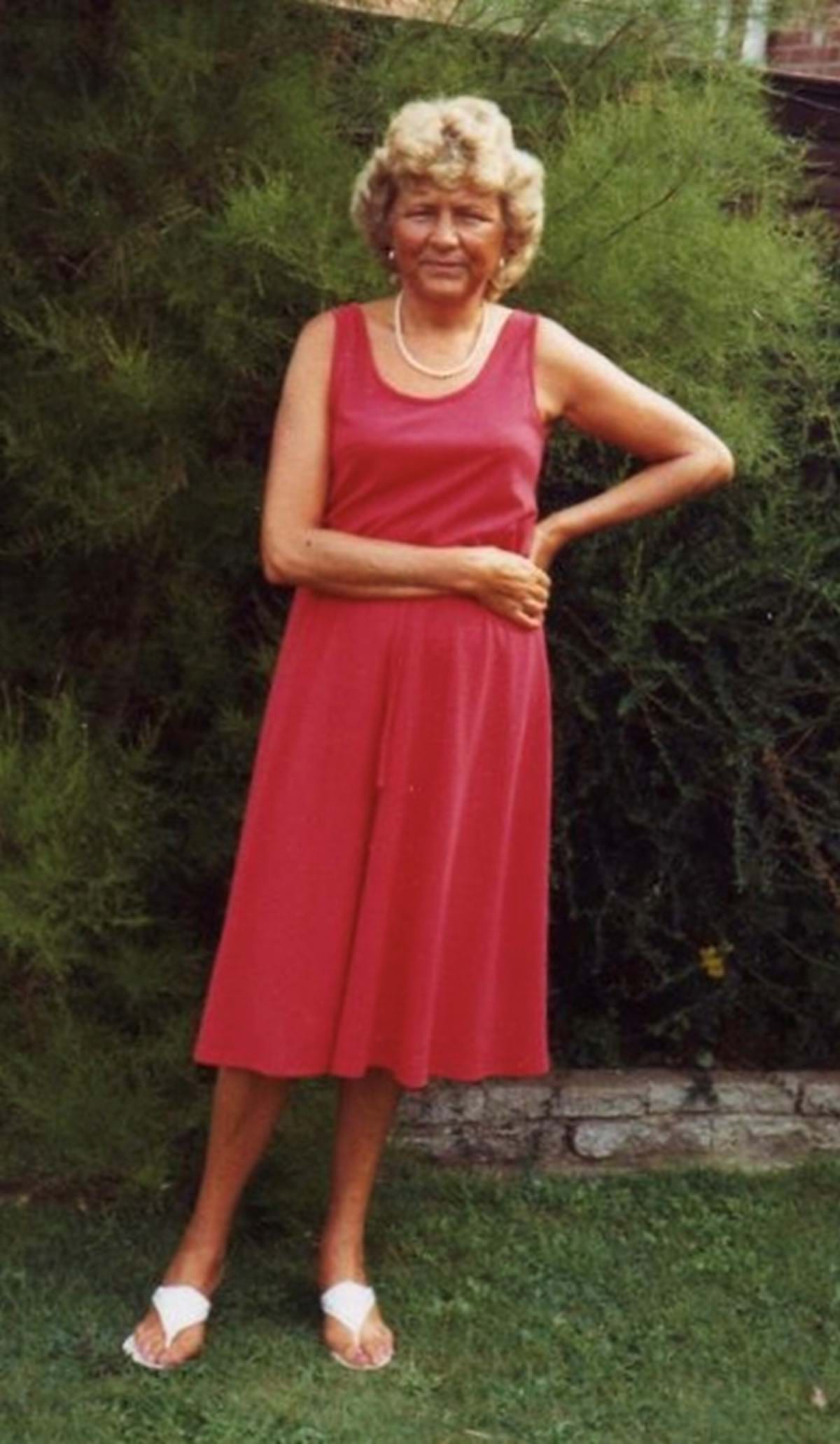 Image of Doreen Doughty, who passed away from the asbestos disease mesothelioma after working for a shoe manufacturer in the 1970s.